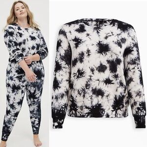 Torrid Black and White Tie-Dye Sleepwear Sweater